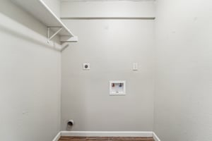 Ripple Creek Dr-020.jpg