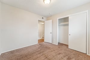 Ripple Creek Dr-024.jpg