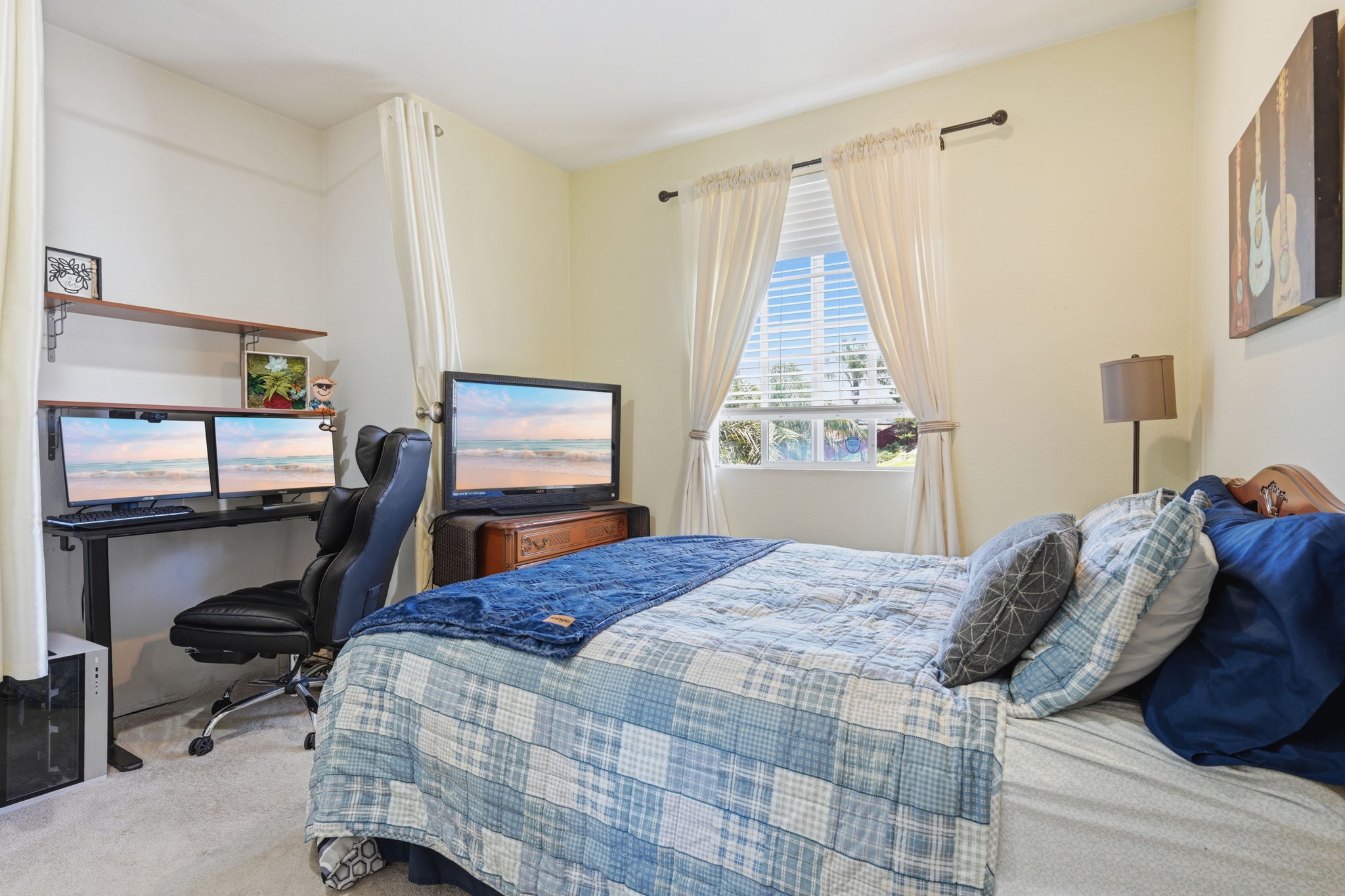 Optional bedroom or office with lots of great space.