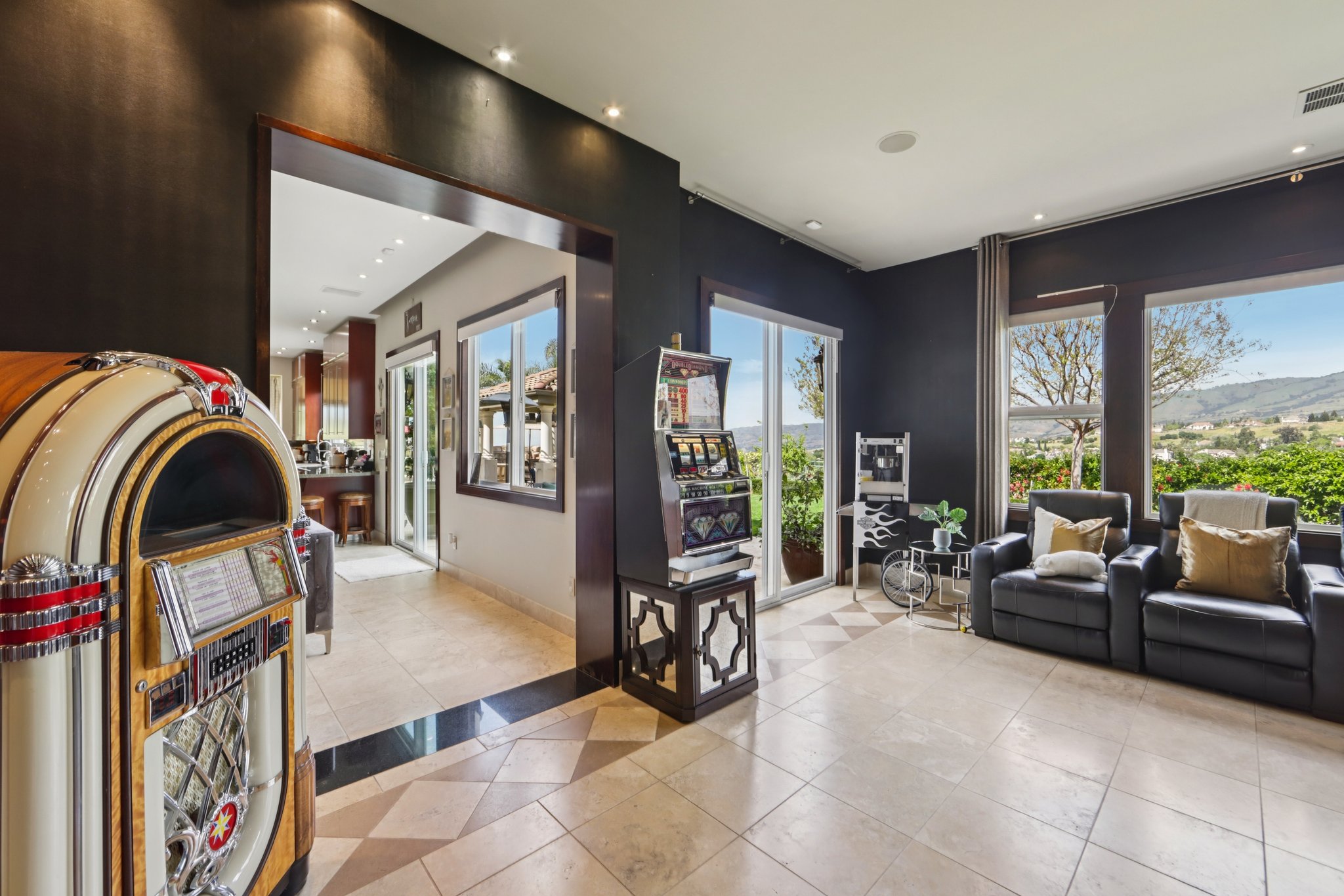 Eastbourne Ct-S2803-036.jpg