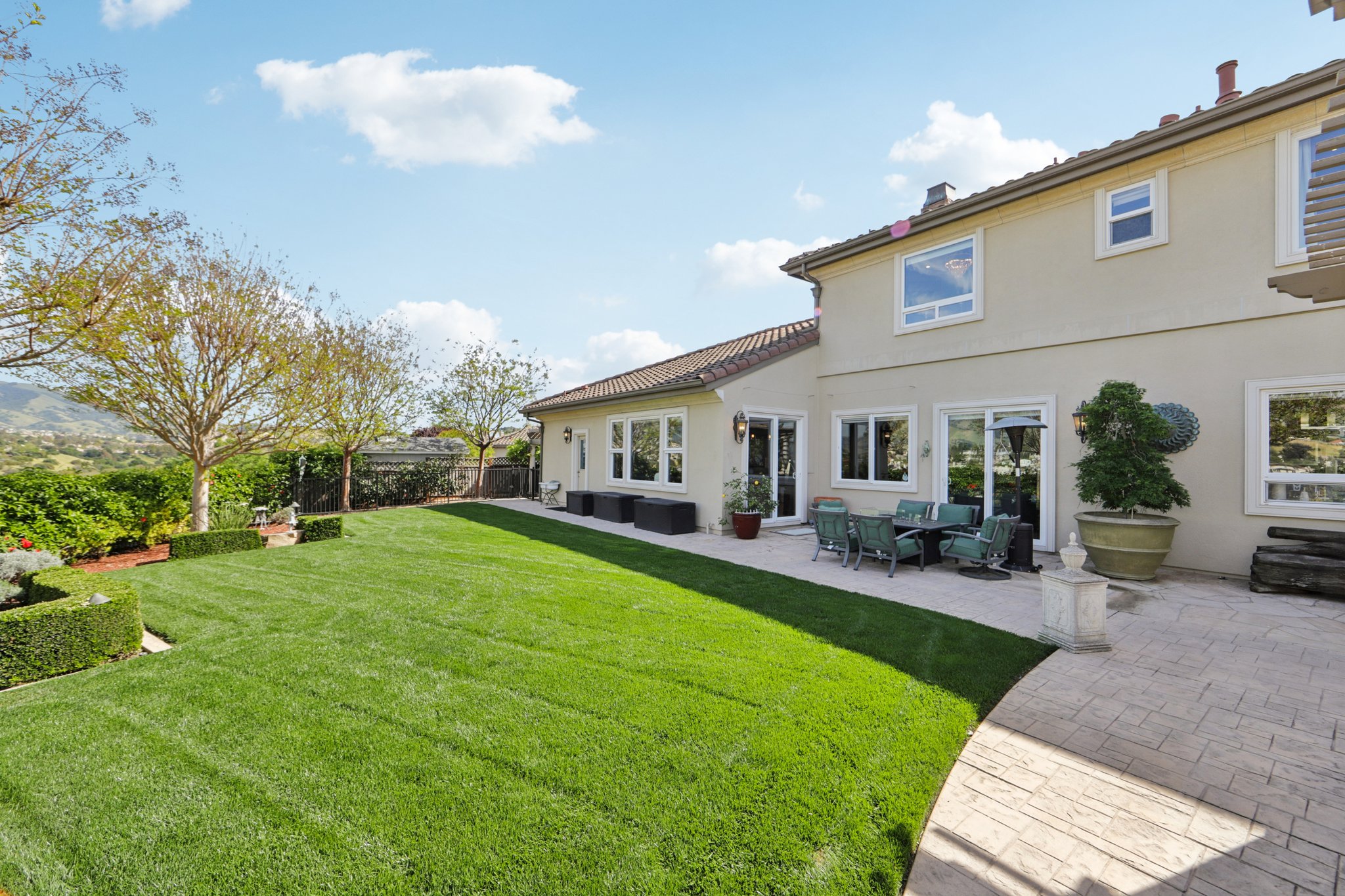 Eastbourne Ct-S2803-077.jpg