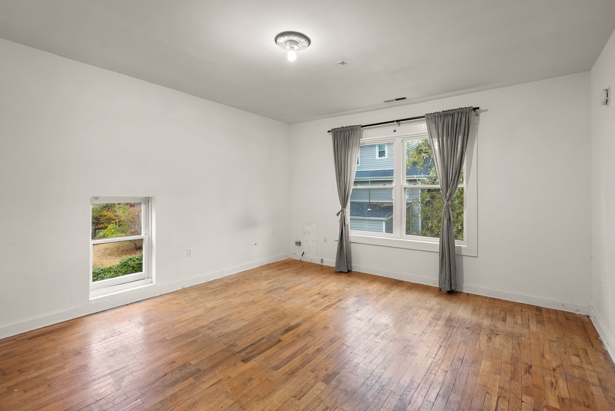 Bedroom 5 on Upper Level 1