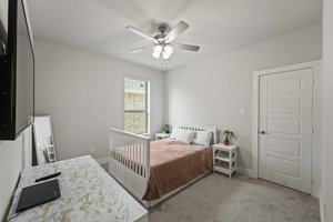  Photo 32