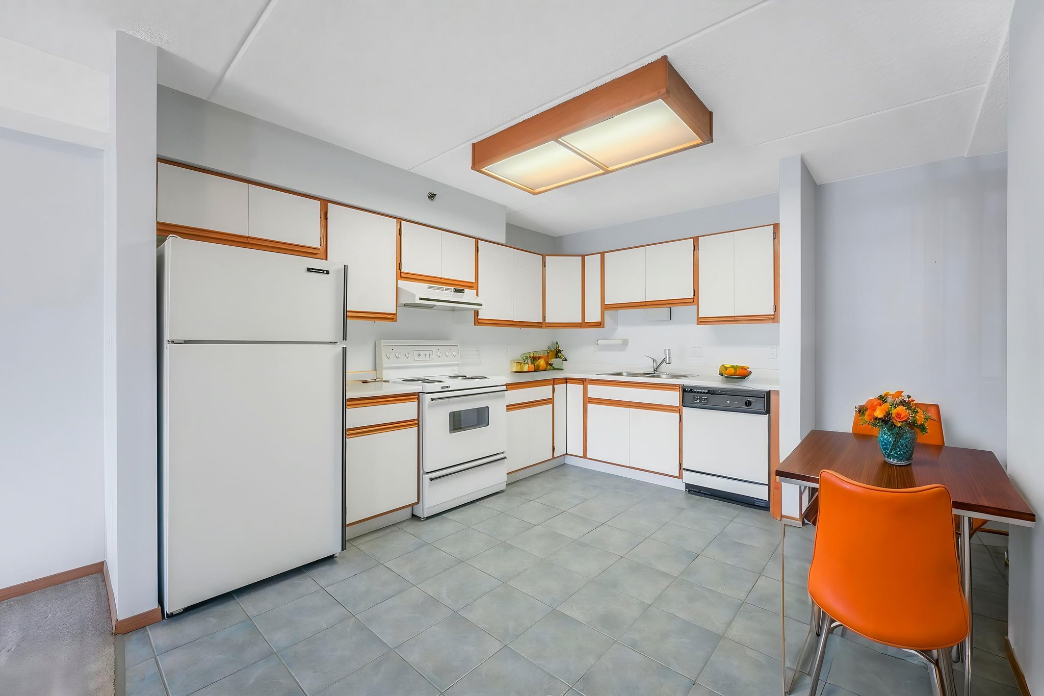 VX- Interior Image - (10) virtually staged.jpeg