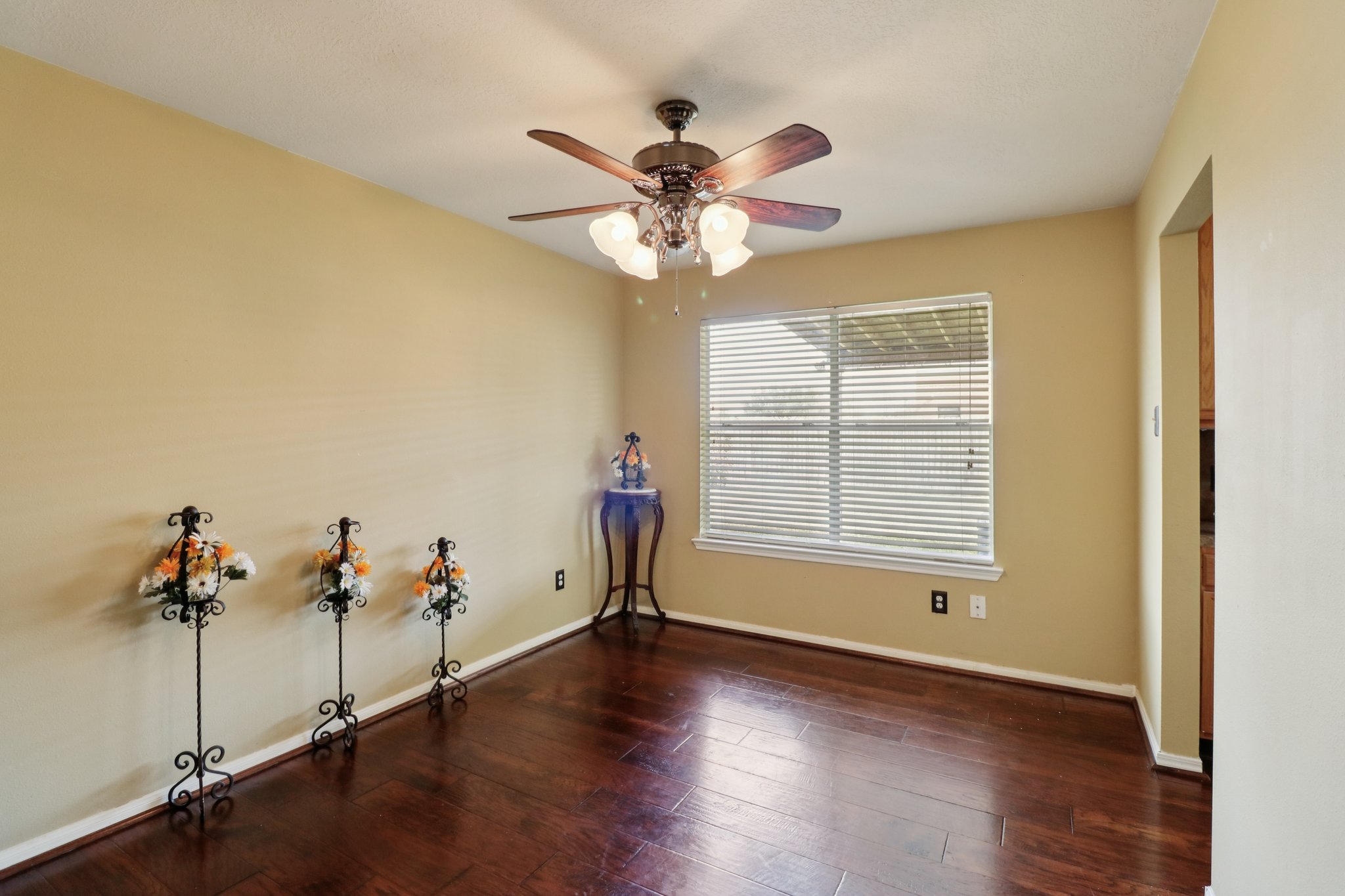 Brower Crest Dr-S1801-022.jpg