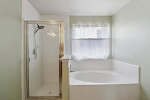 Brower Crest Dr-S1801-014.jpg