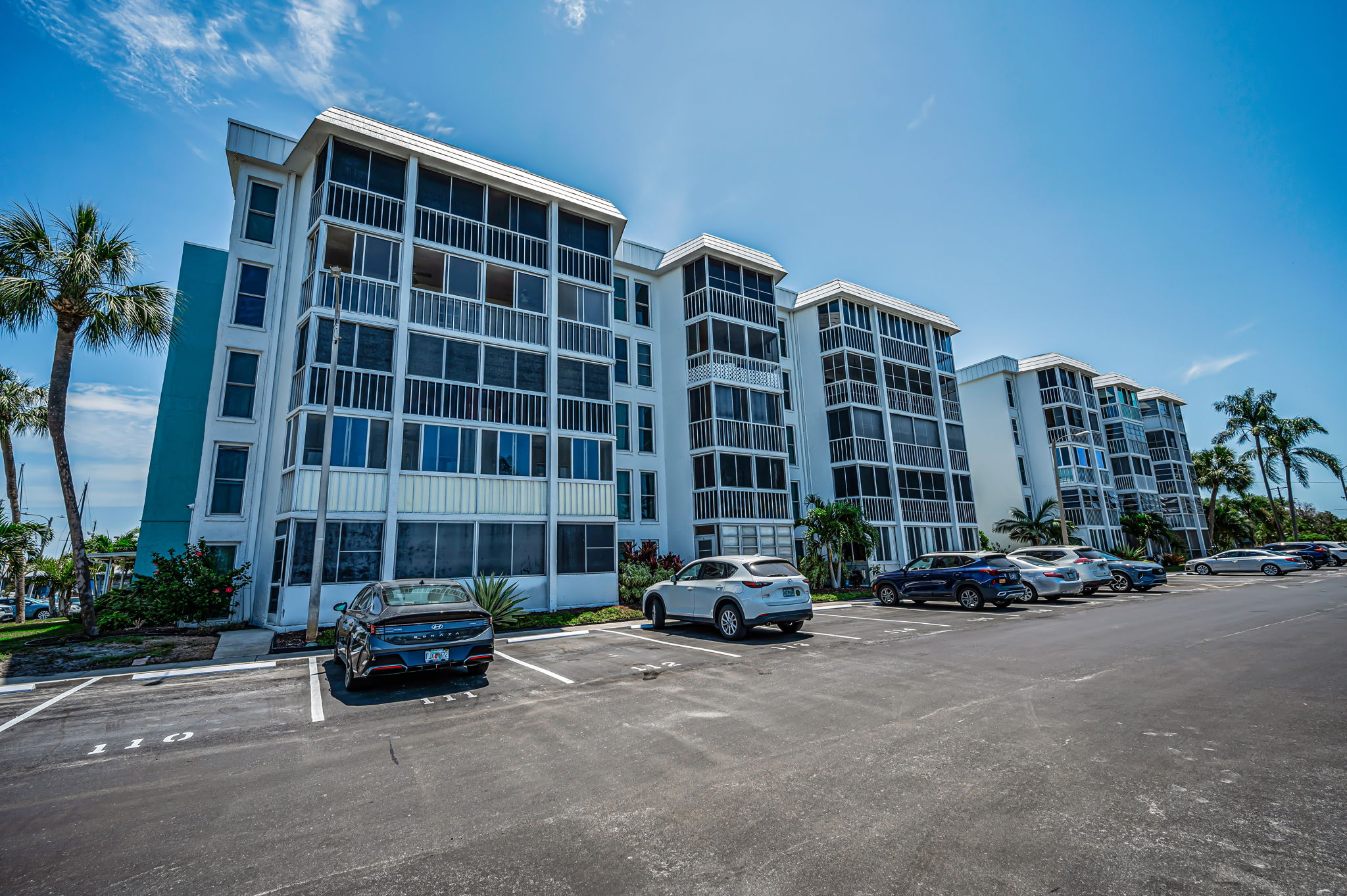Front Exterior2