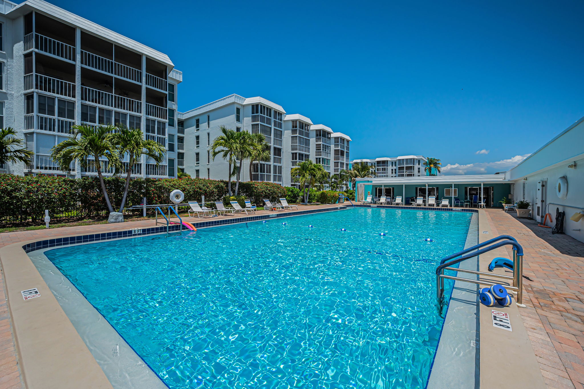 Pool2