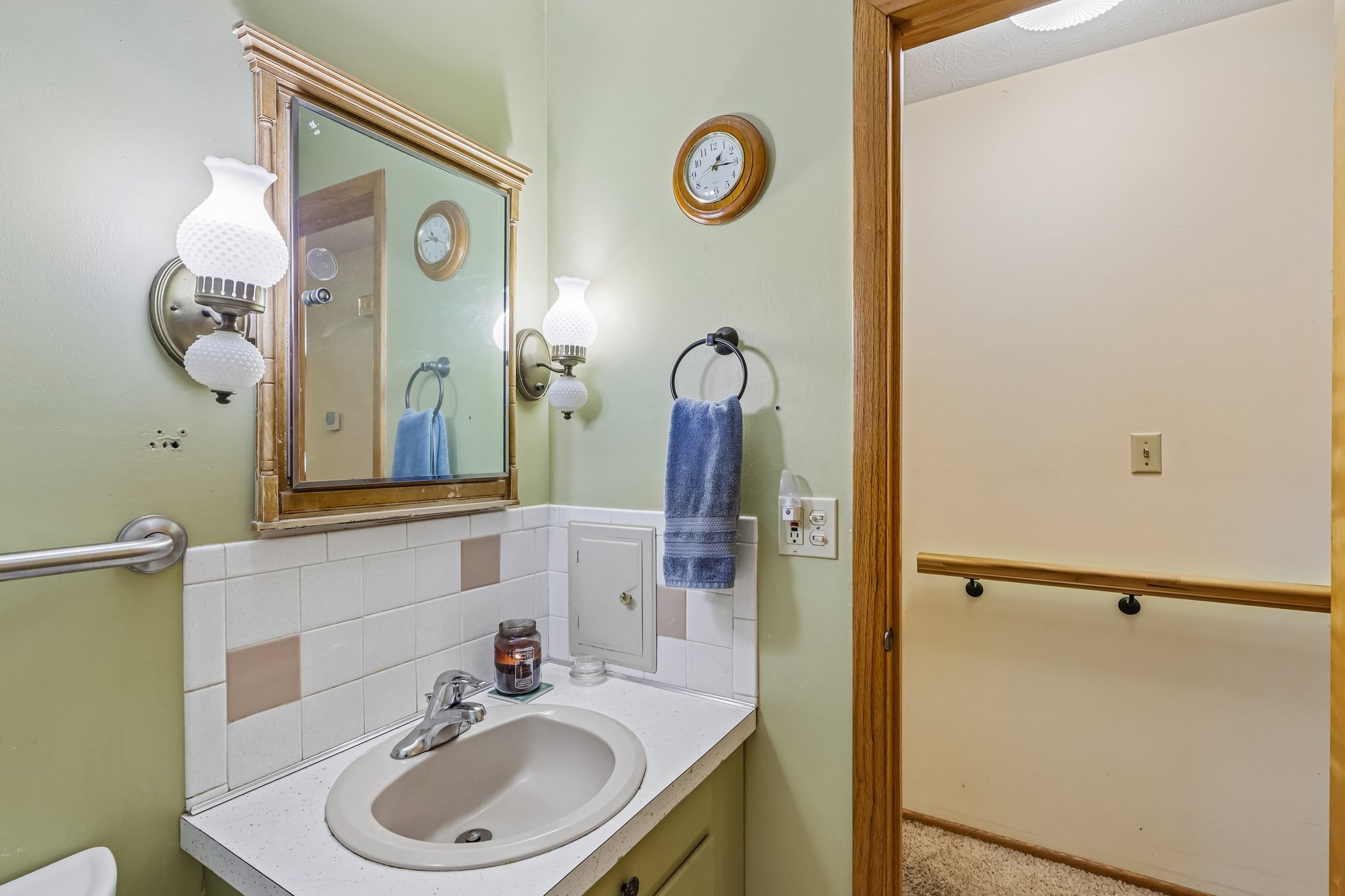 Encino Dr-S1308-025.jpg