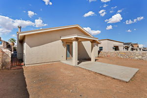  Photo 40