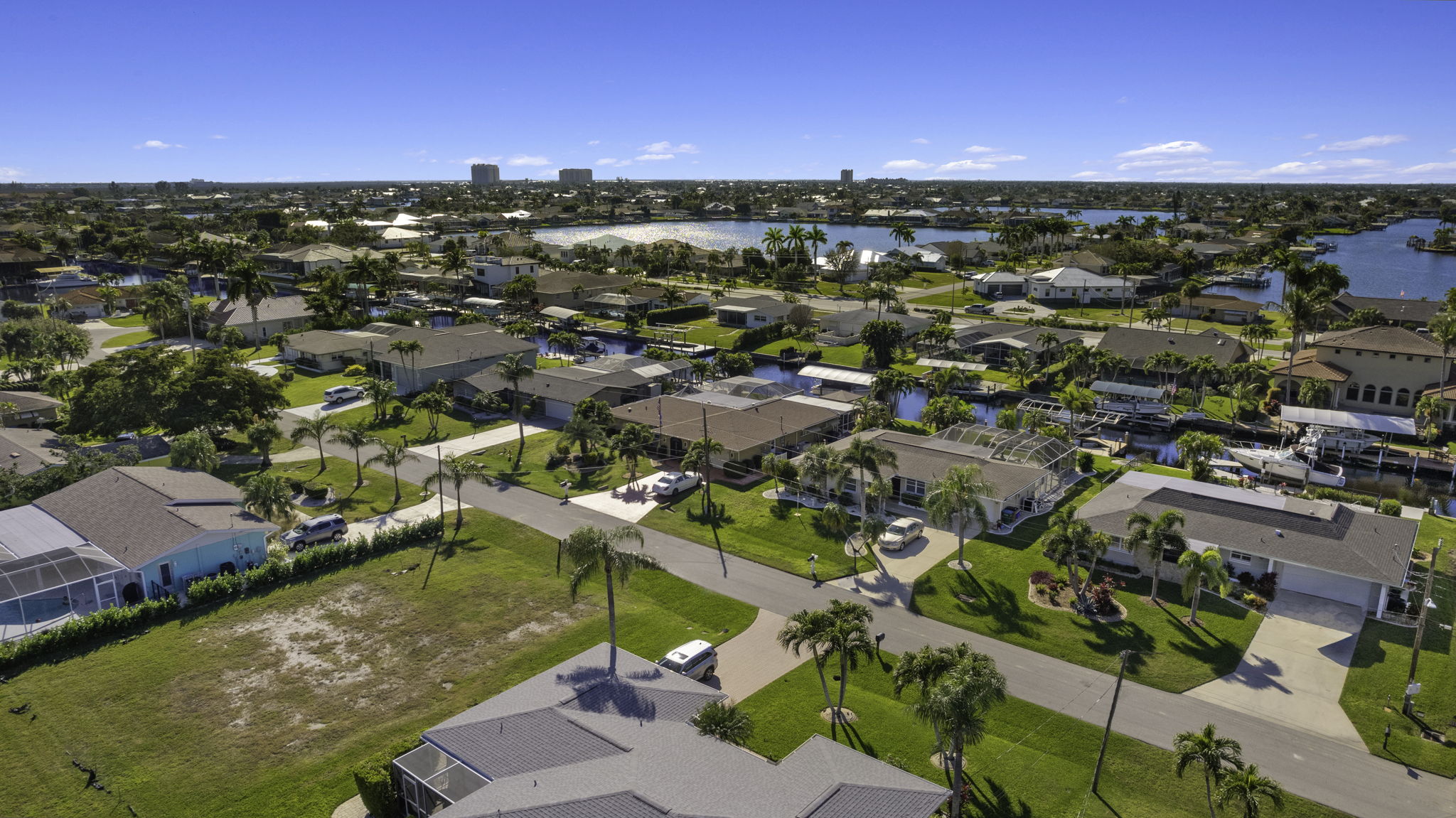 Aerial Front Exterior -r