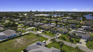 Aerial Front Exterior -r