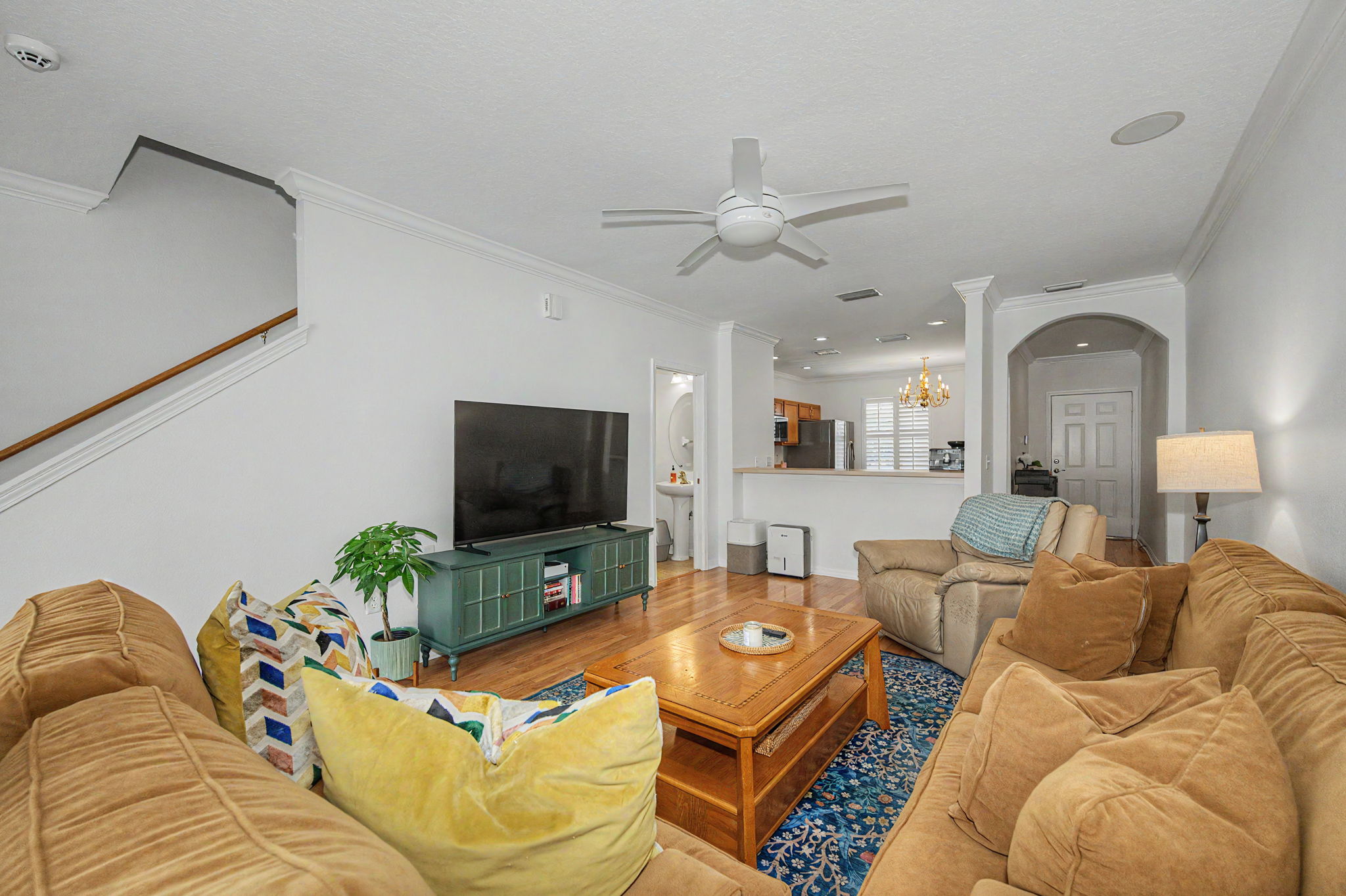 Living Room 4