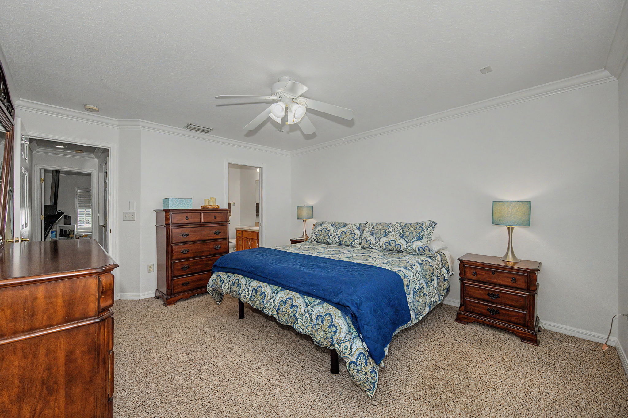 Upper Level Primary Bedroom 1d