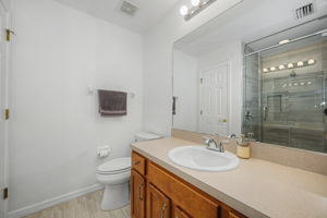 Upper Level Primary Bathroom 1a