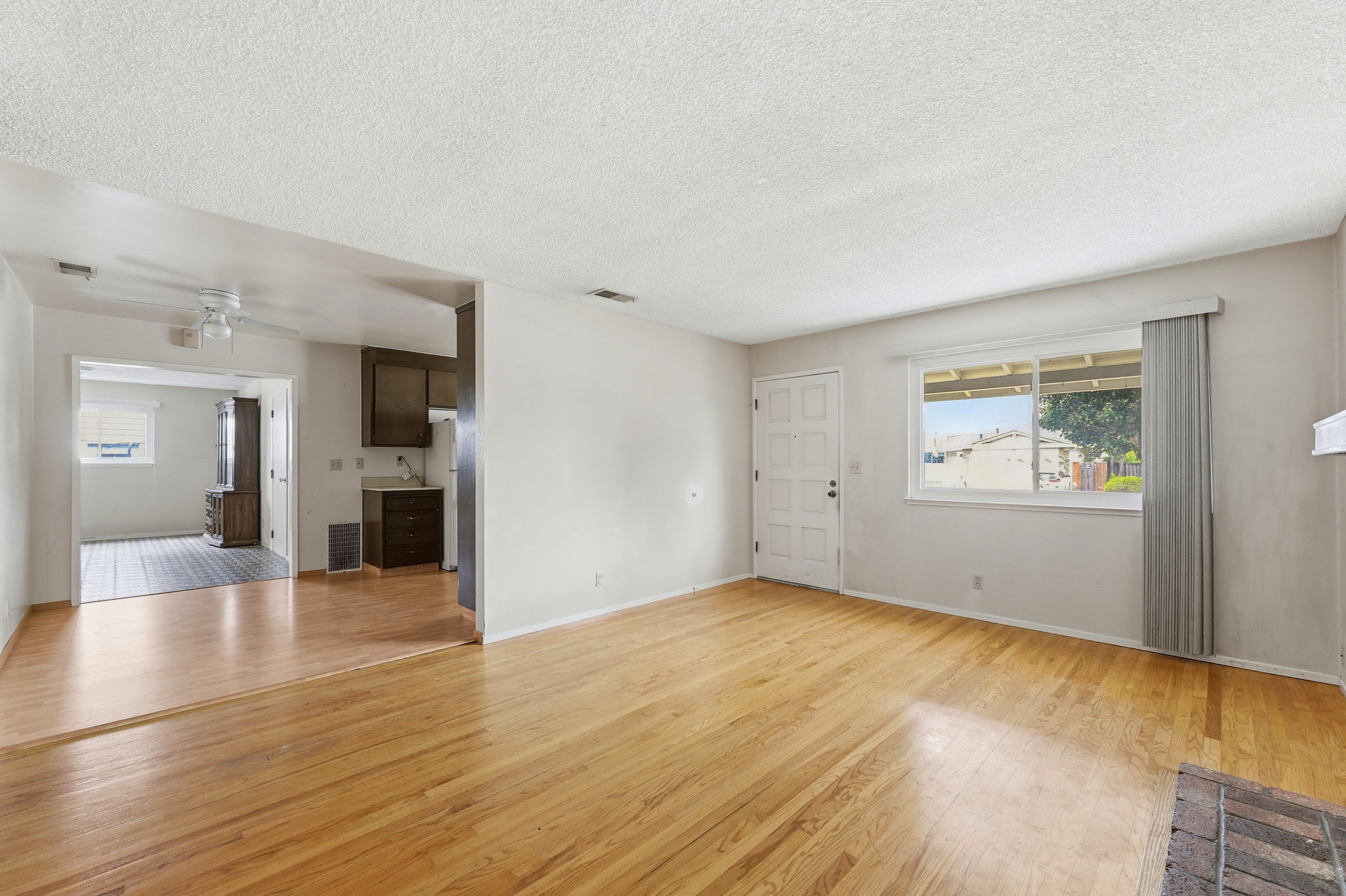 007_F8_491 Bellwood Dr