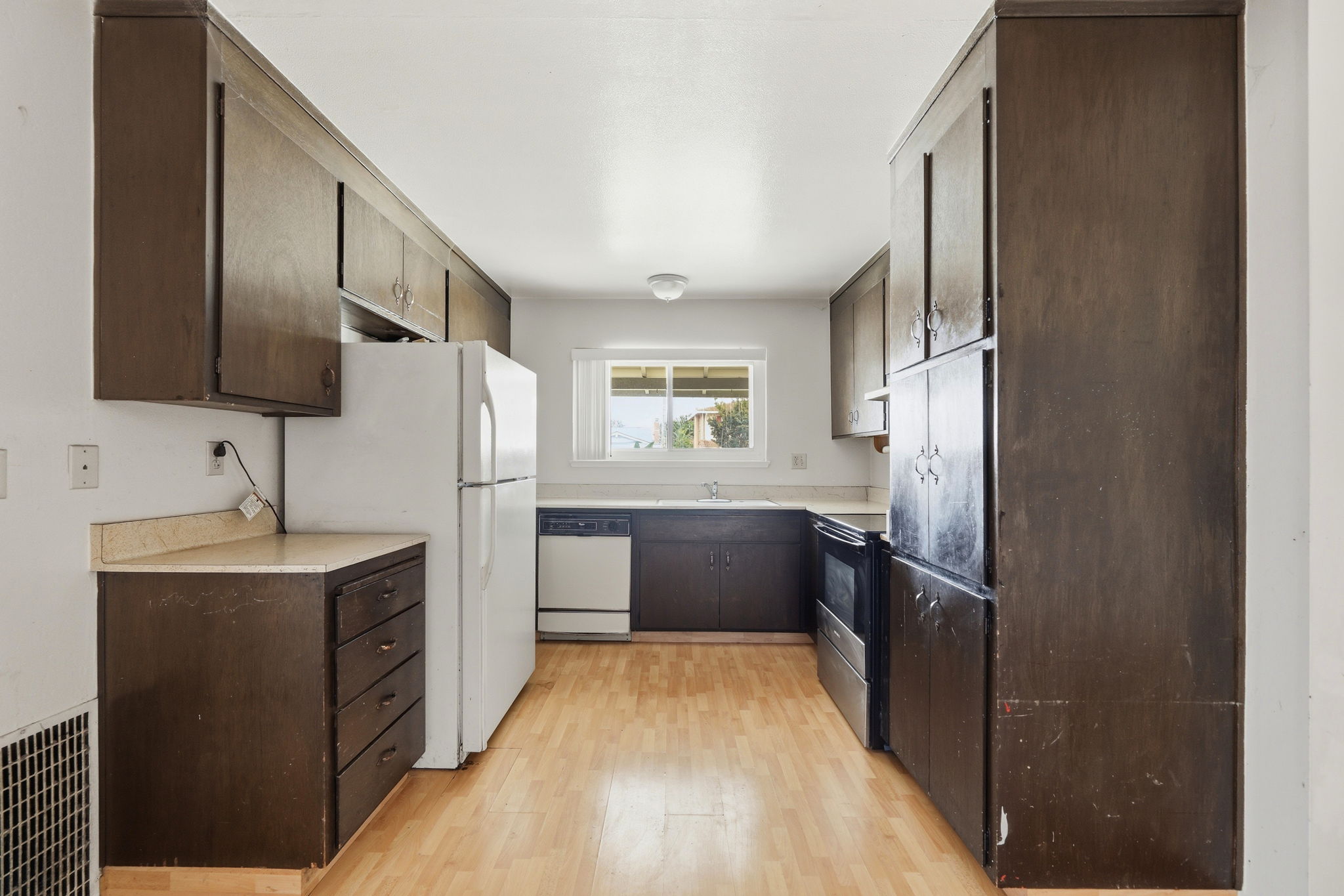 010_F8_491 Bellwood Dr