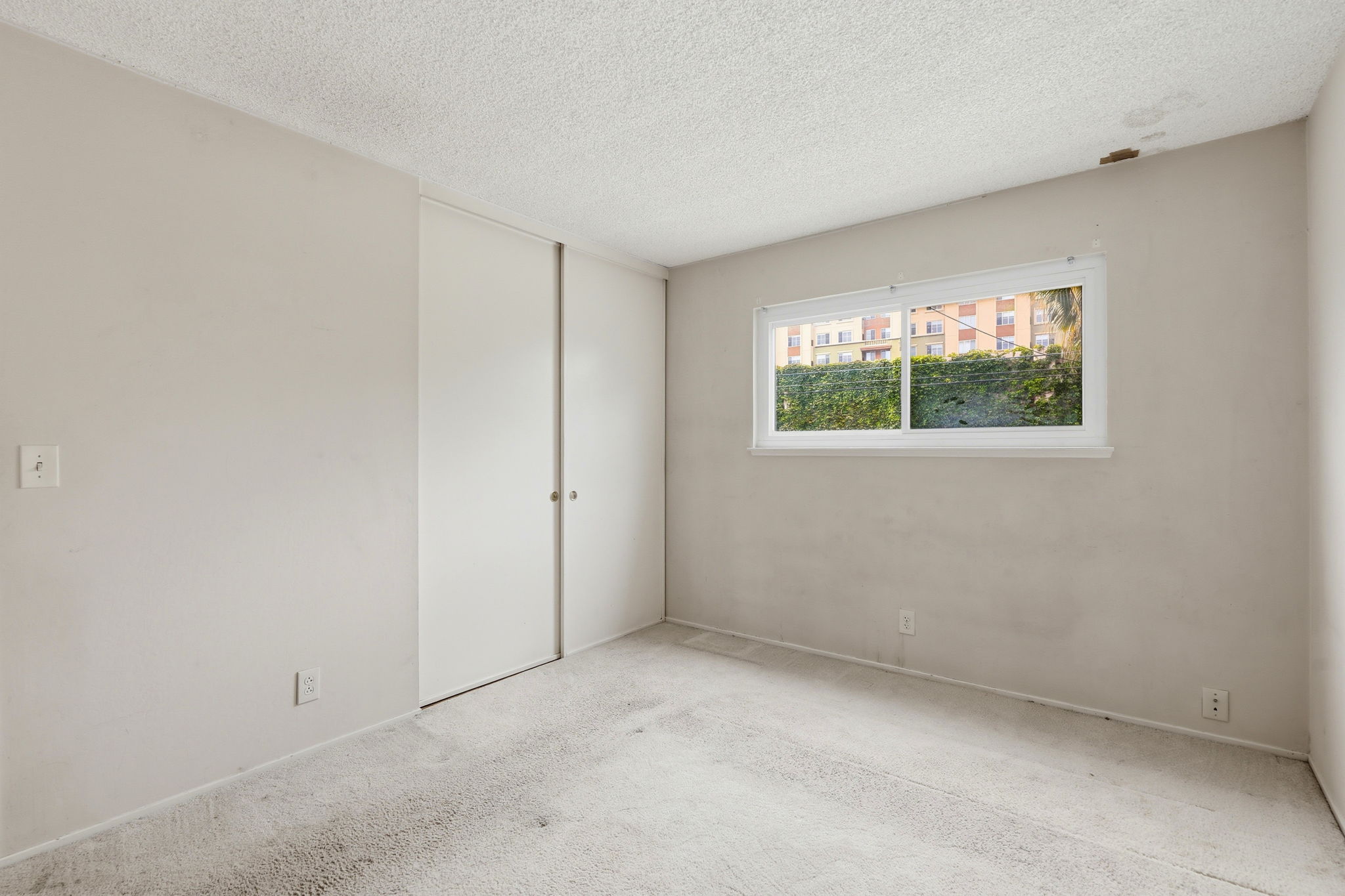024_F8_491 Bellwood Dr