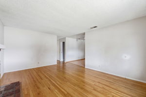 008_F8_491 Bellwood Dr
