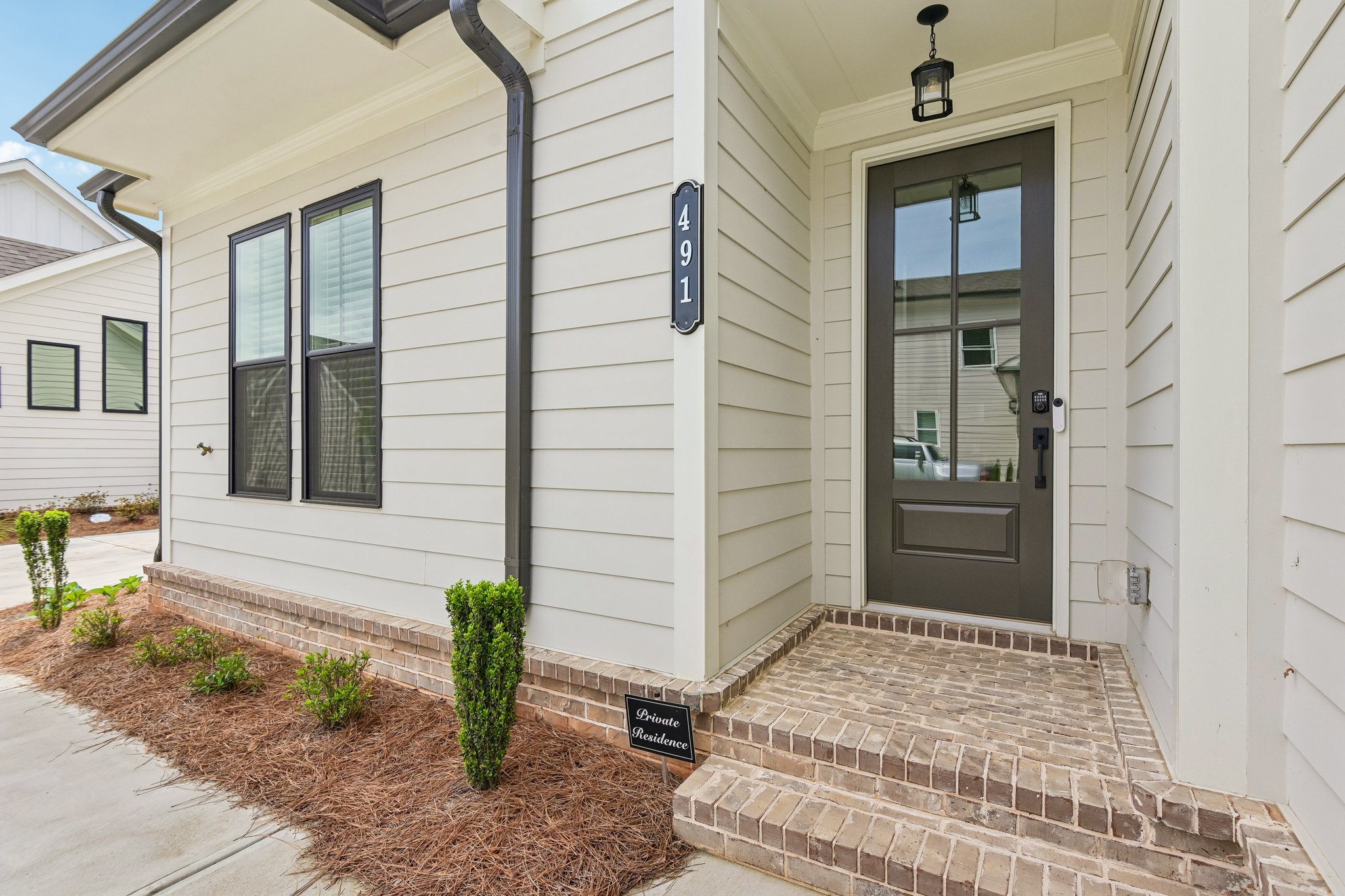 Pearl St-S0105-004.jpg