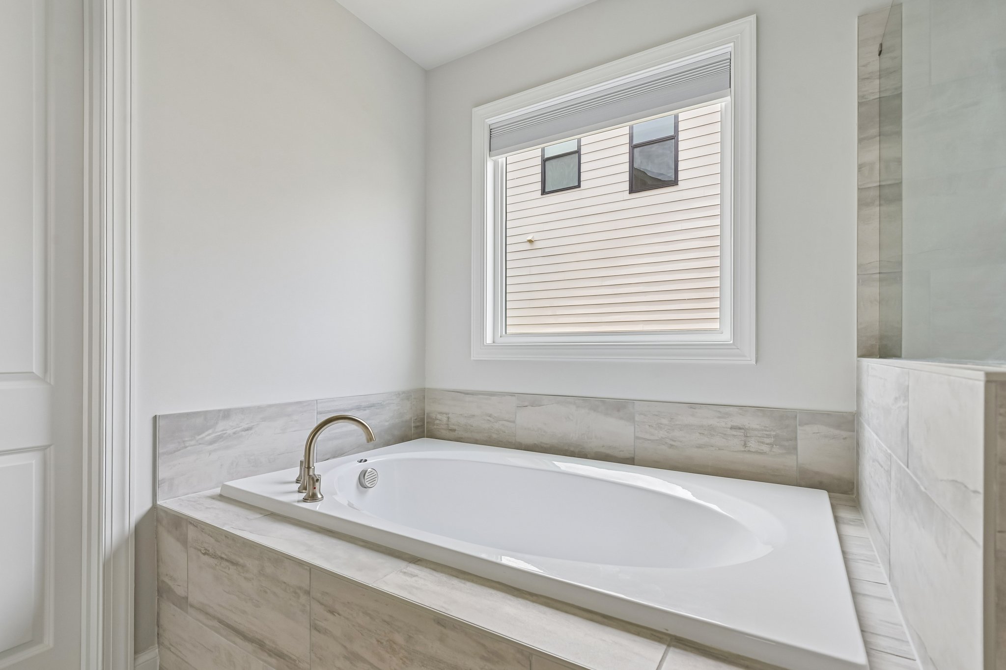 Pearl St-S0105-036.jpg