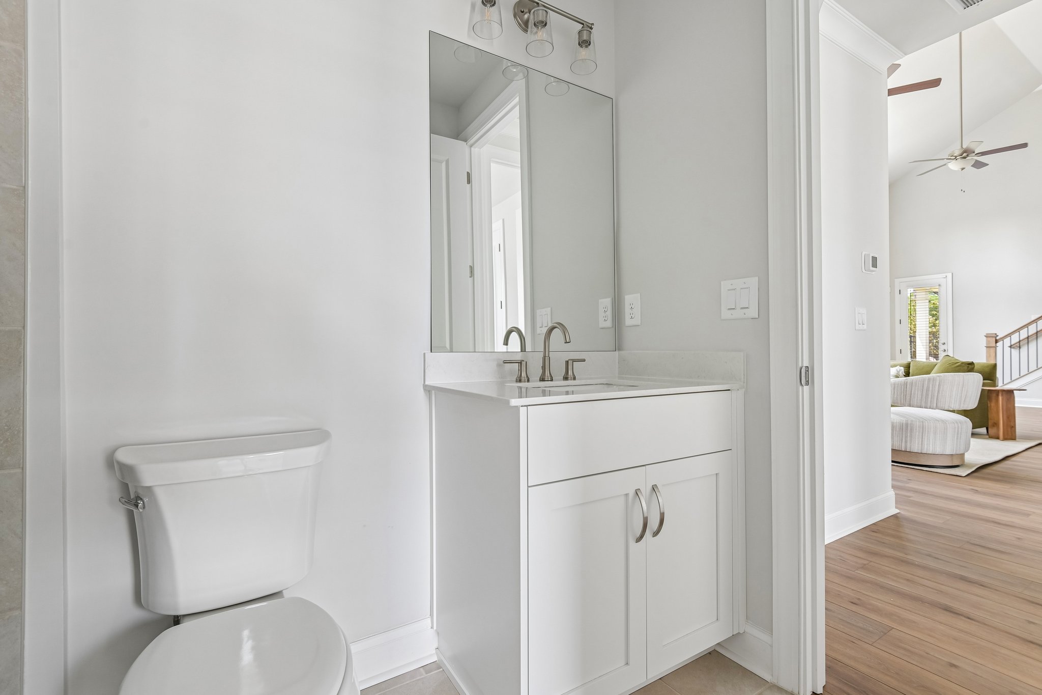 Pearl St-S0105-051.jpg