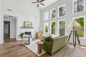 Pearl St-S0105-011.jpg