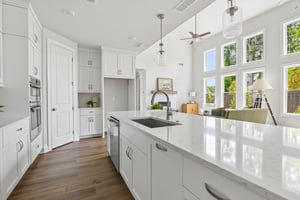 Pearl St-S0105-021.jpg