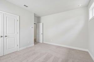 Pearl St-S0105-047.jpg