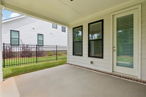 Pearl St-S0105-060.jpg
