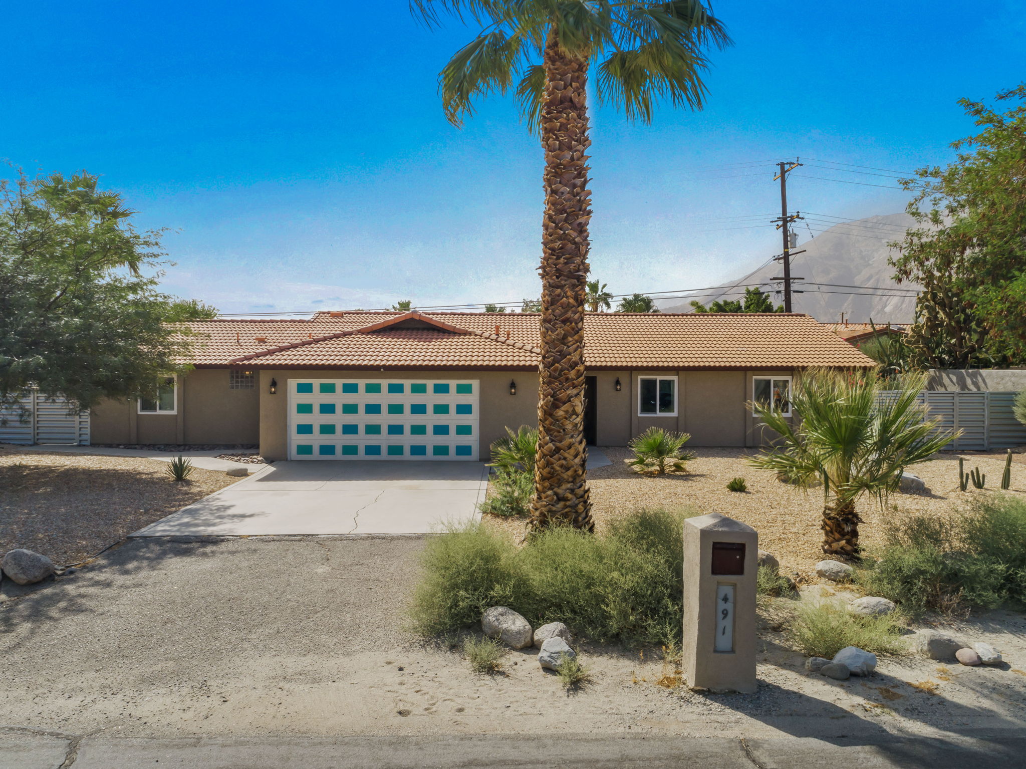  491 W Yorba Rd, Palm Springs, CA 92262, US Photo 5