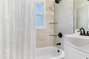 Bath - Oil rubbed bronze fixtures