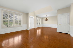 4911 Princeton Ln, Lake in the Hills, IL 60156_003