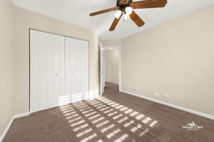 4911 Princeton Ln, Lake in the Hills, IL 60156_BR_011