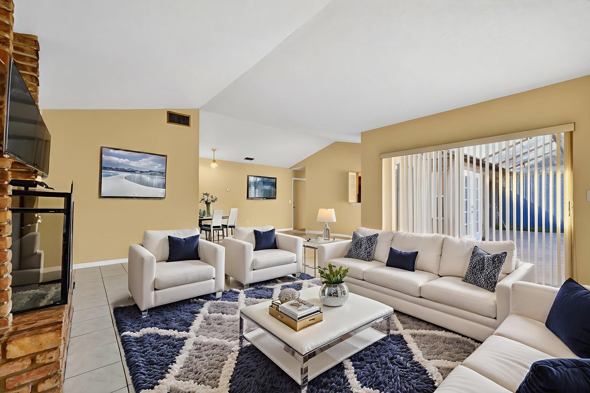 4912 Easter Cir-Orlando, 32808-10 virtually staged.jpeg