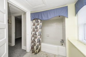  Photo 30