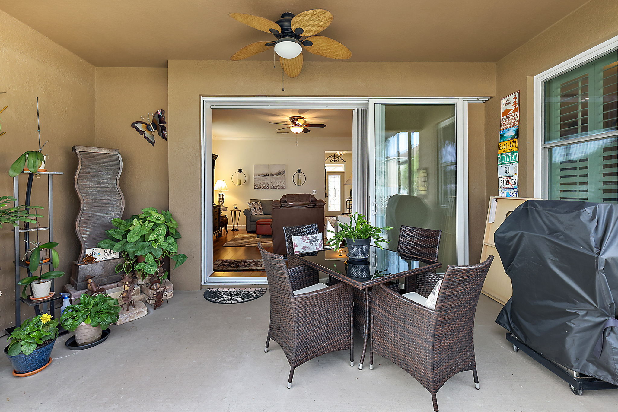 Spacious Lanai