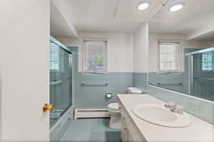  Photo 40