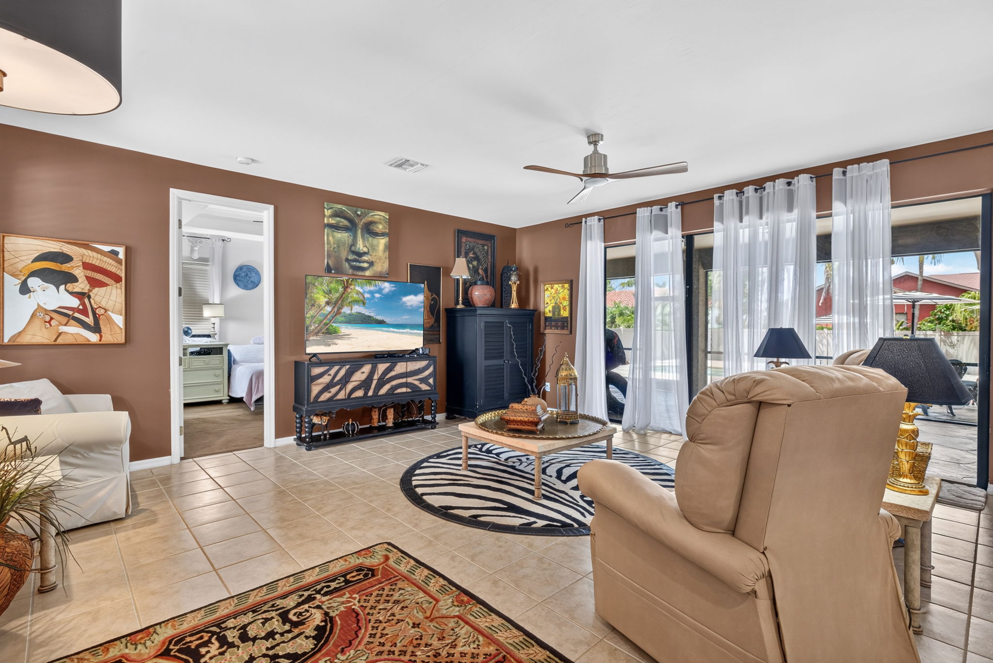 Living Room 6