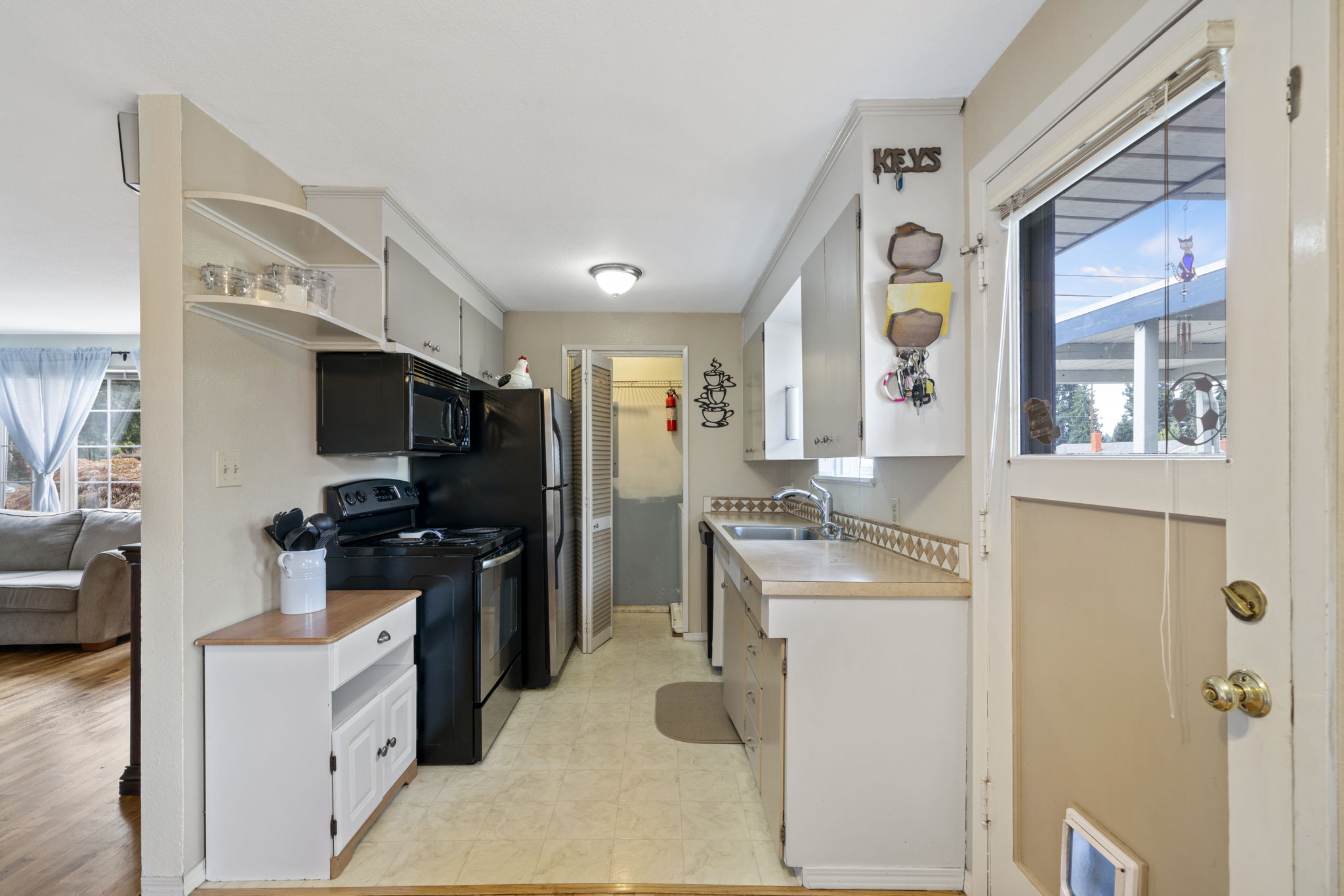  4915 243rd St SW, Mountlake Terrace, WA 98043, US Photo 11