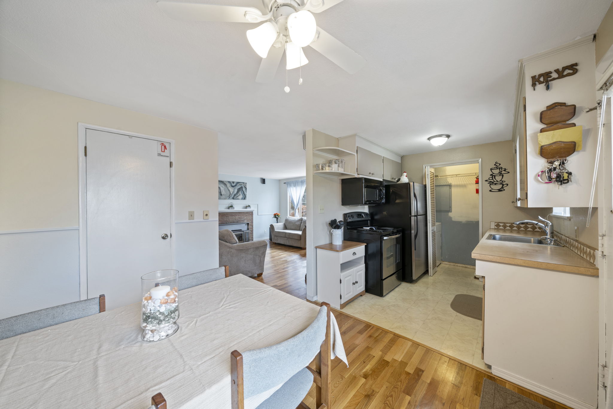  4915 243rd St SW, Mountlake Terrace, WA 98043, US Photo 16