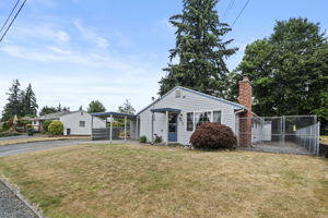  4915 243rd St SW, Mountlake Terrace, WA 98043, US Photo 1