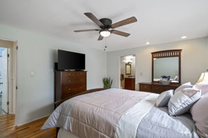  4915 243rd St SW, Mountlake Terrace, WA 98043, US Photo 22