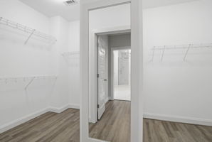  Photo 37
