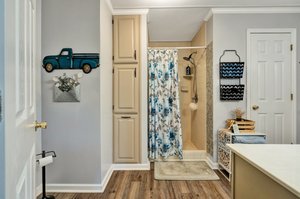  Photo 46