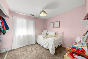  Photo 31