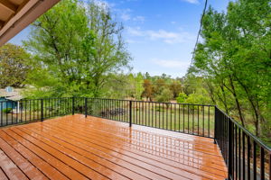Deck (1)