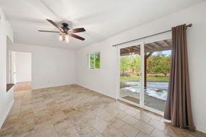 Family Room (1)