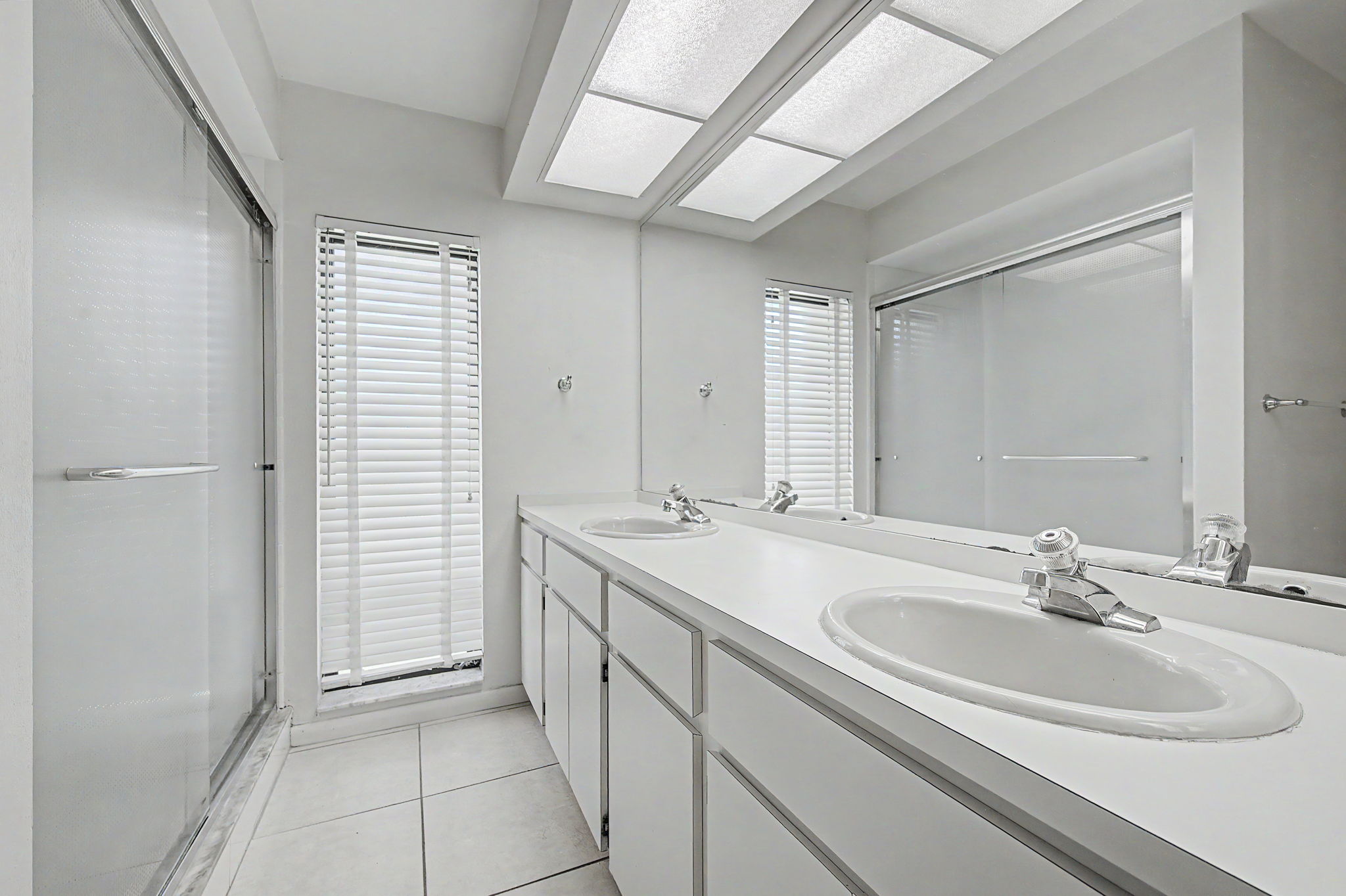 Primary Bathroom1a