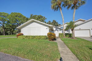 Front Exterior2